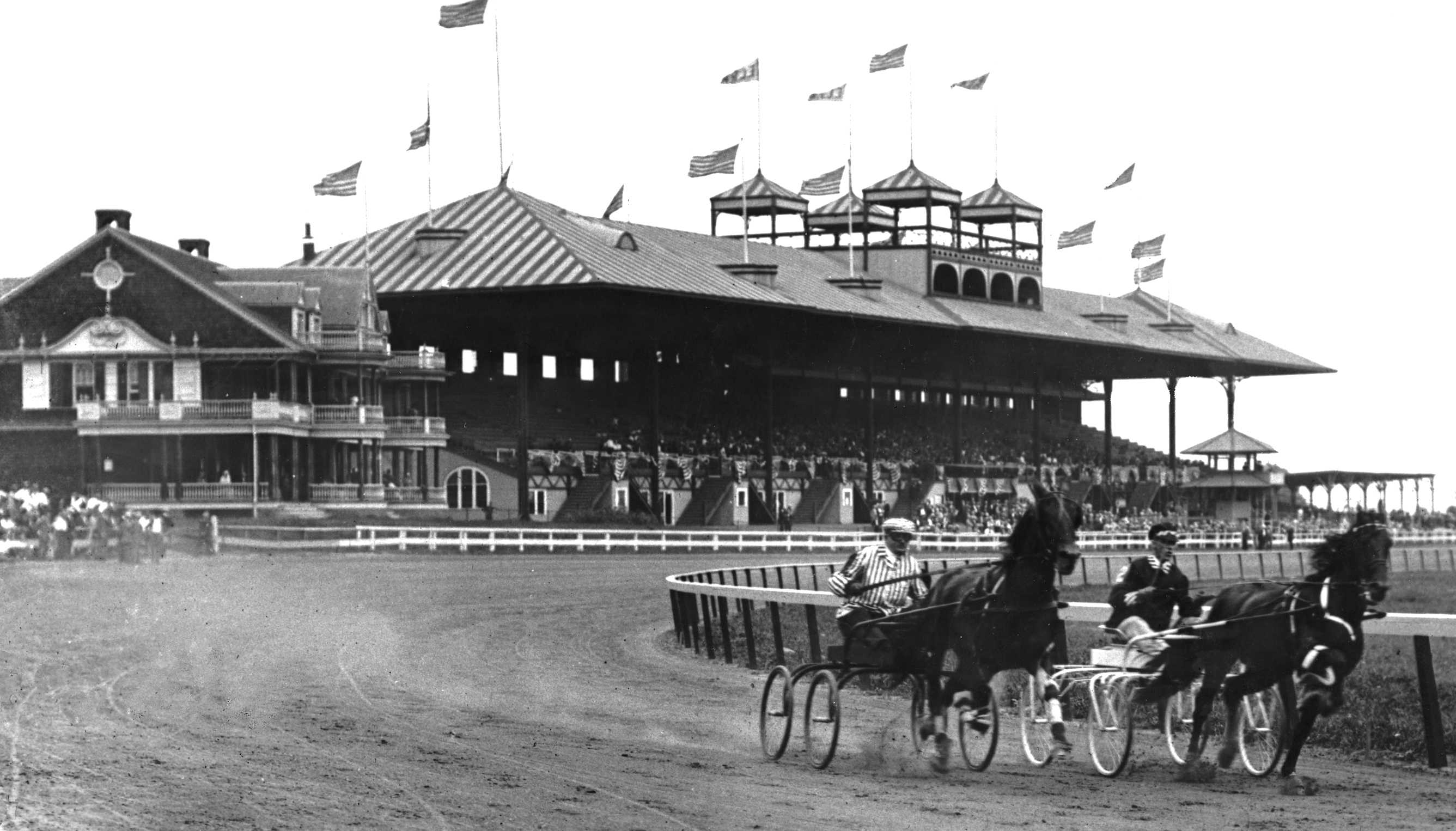 Historic 125th Season Begins at the Iconic Yonkers Raceway Empire